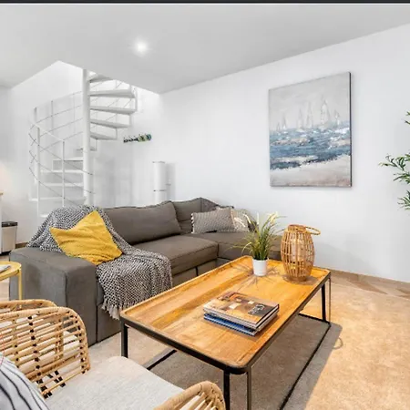 House With Rooftop Terrace At The - Tcm Holiday home Malaga